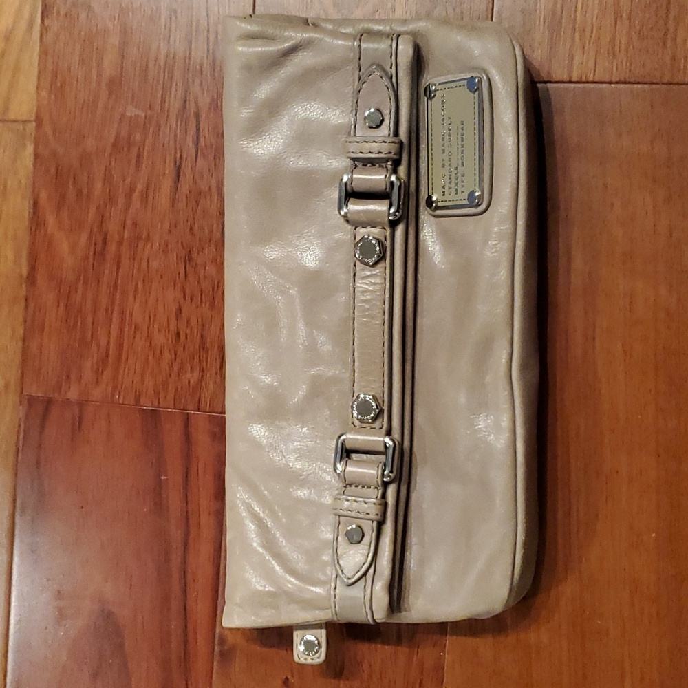 Marc Jacobs taupe leather clutch